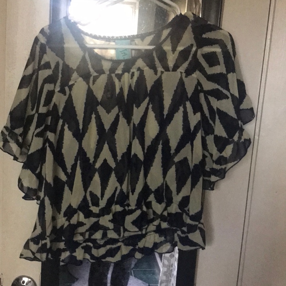 Navy patterned sheer top!